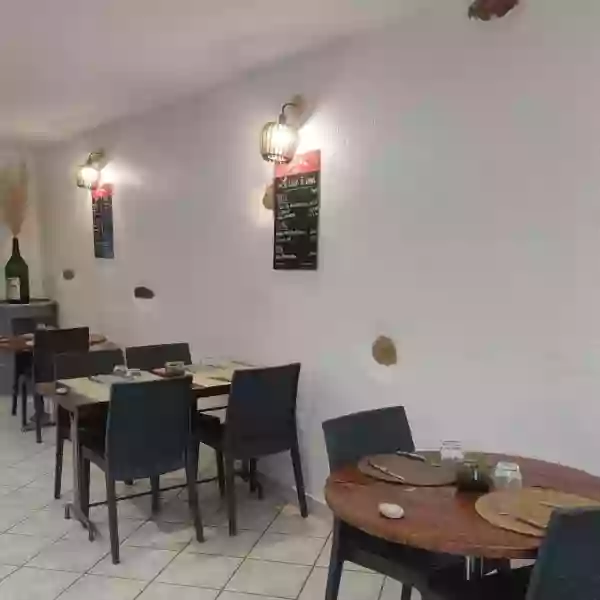 Le Restaurant - L'Agapanthe - restaurant SAINT-REMY-DE-CHARGNAT - meilleur resto SAINT-REMY-DE-CHARGNAT